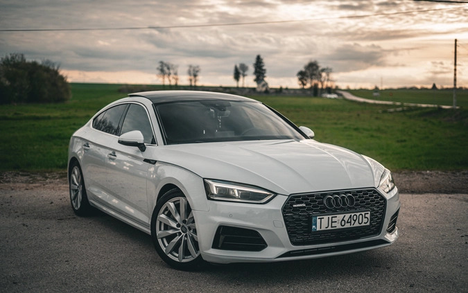 Audi A5 cena 117000 przebieg: 61999, rok produkcji 2017 z Gniezno małe 121